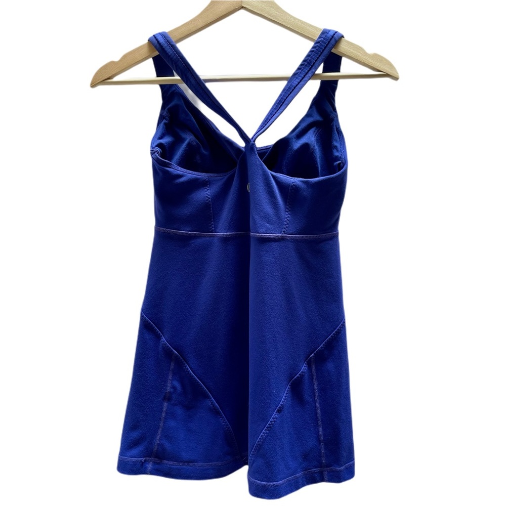 Lululemon Top w/Built in Adjustable Bra and Support - Picture 3 of 10
